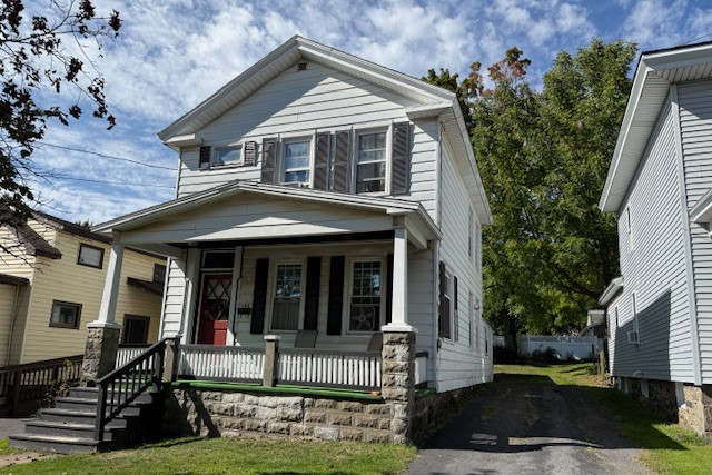 145 W Cayuga St