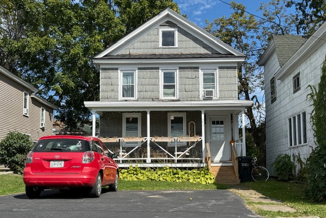 191 W Third St