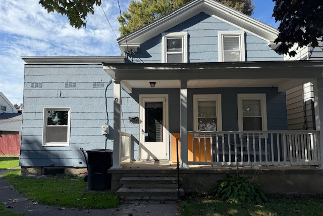 81 W Albany St